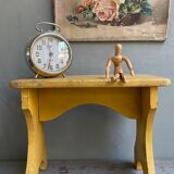 Patinated prayer bench