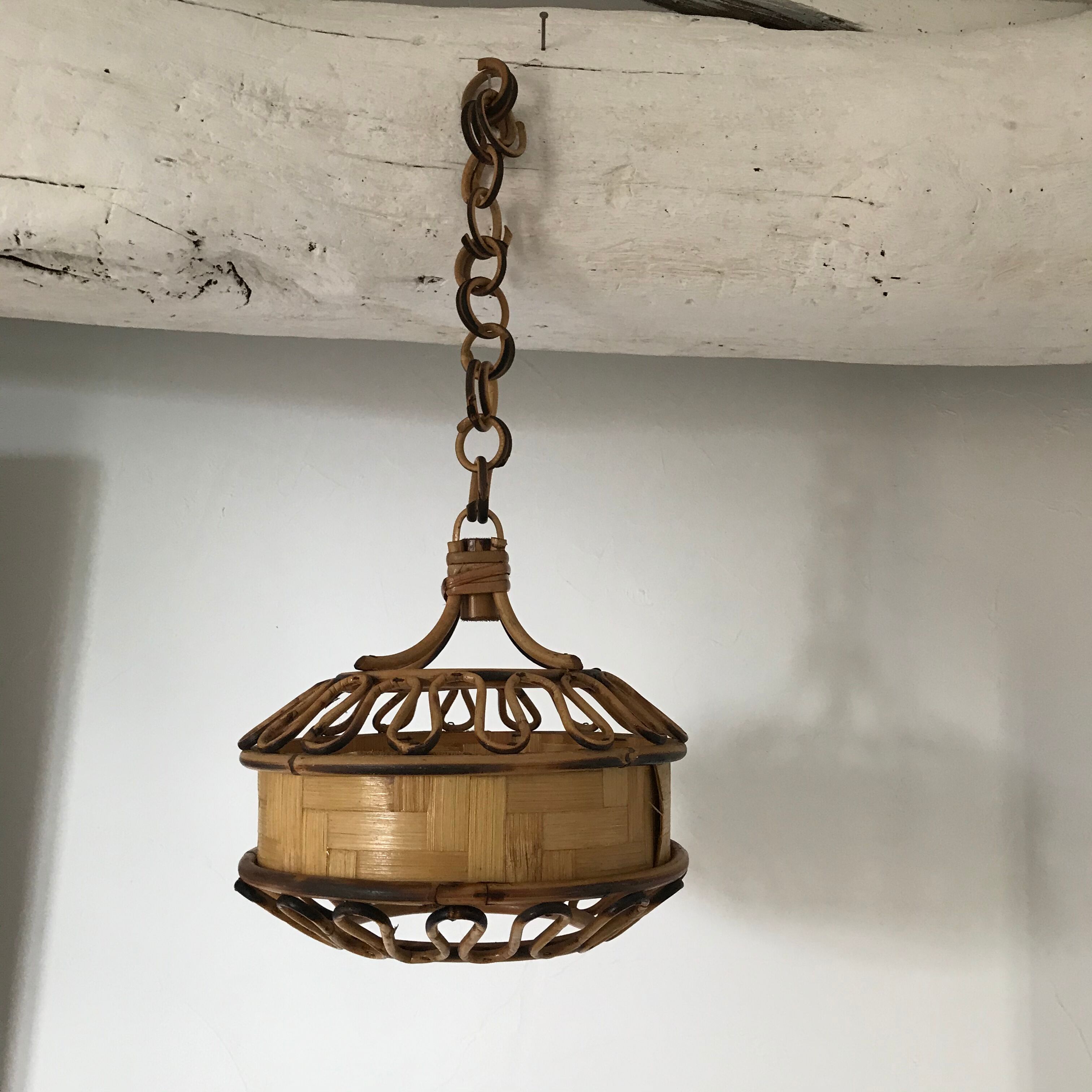 Vintage rattan suspension