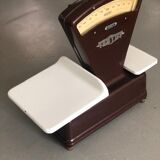 Vintage merchant's scale in bakelite burgundy