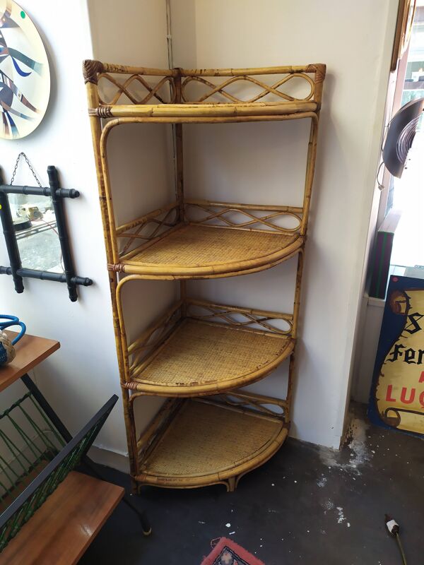 Étagère d'angle rotin vintage