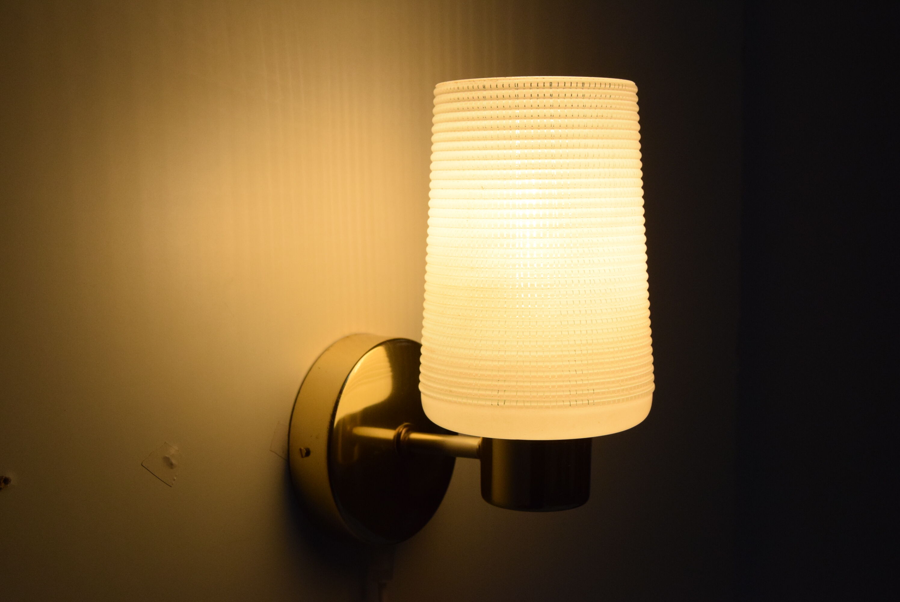 Mid-century design wall lamp, 1960's