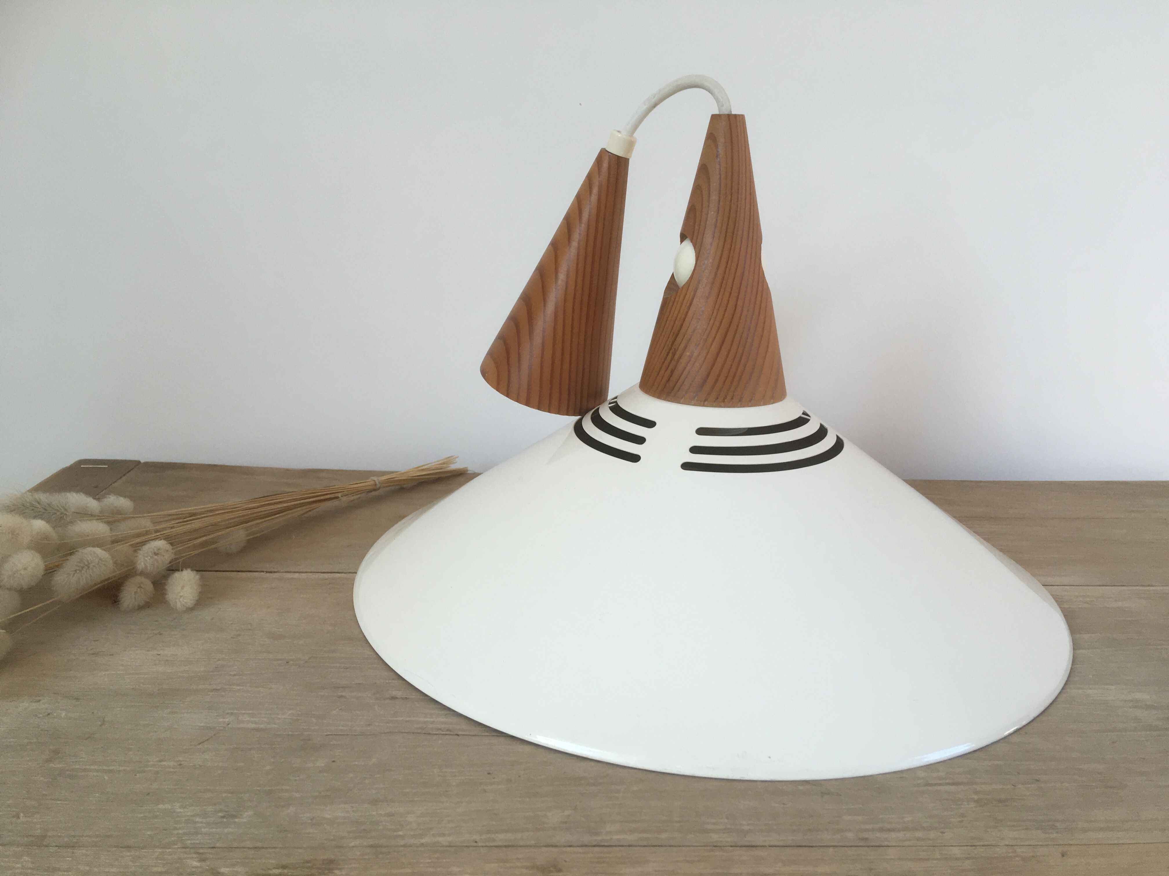 Scandinavian pendant lamp in teak and white metal 70s