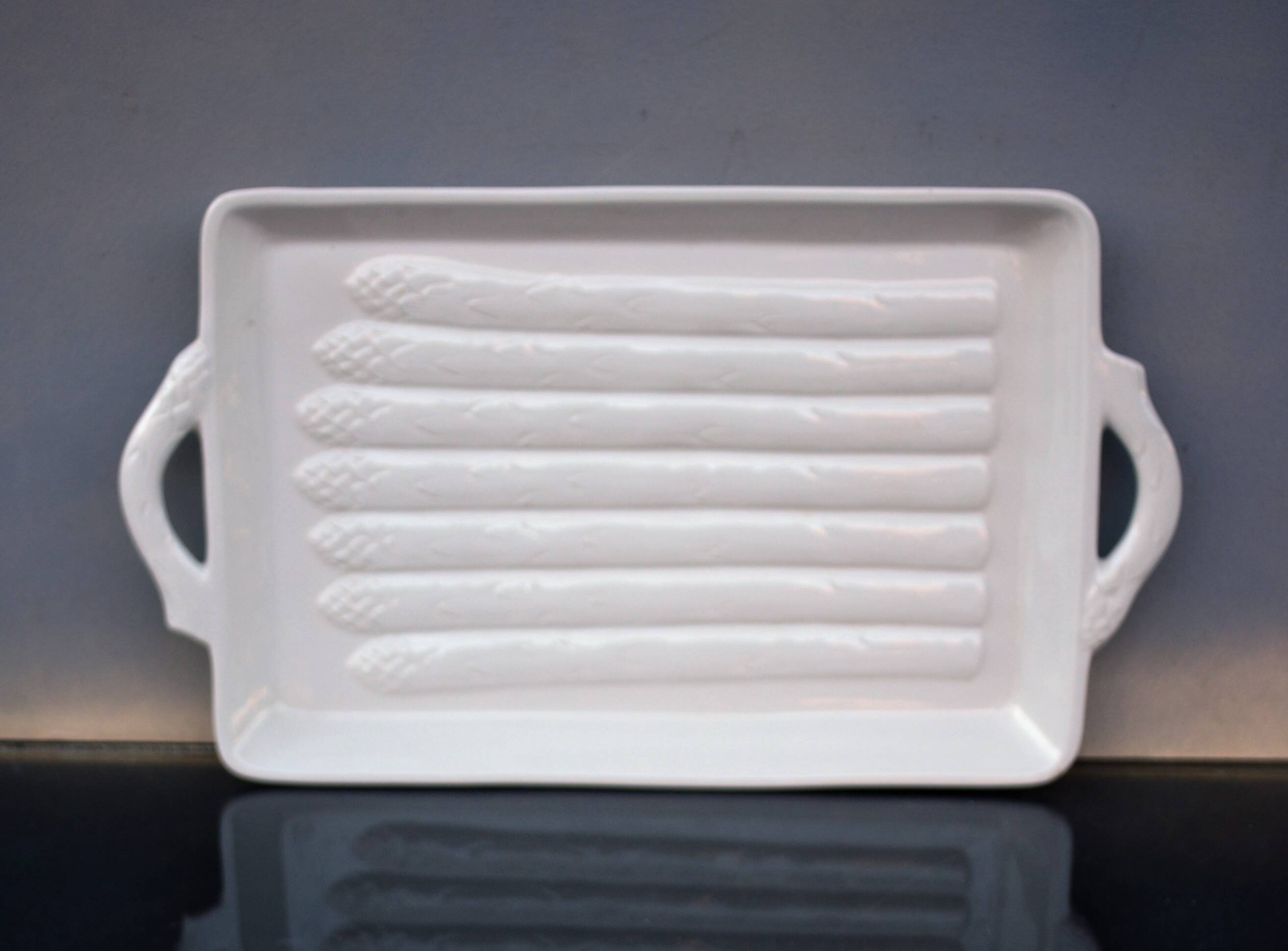 Italian White Majolica Rectangular Dish or Plate circa Asparagus Majolica