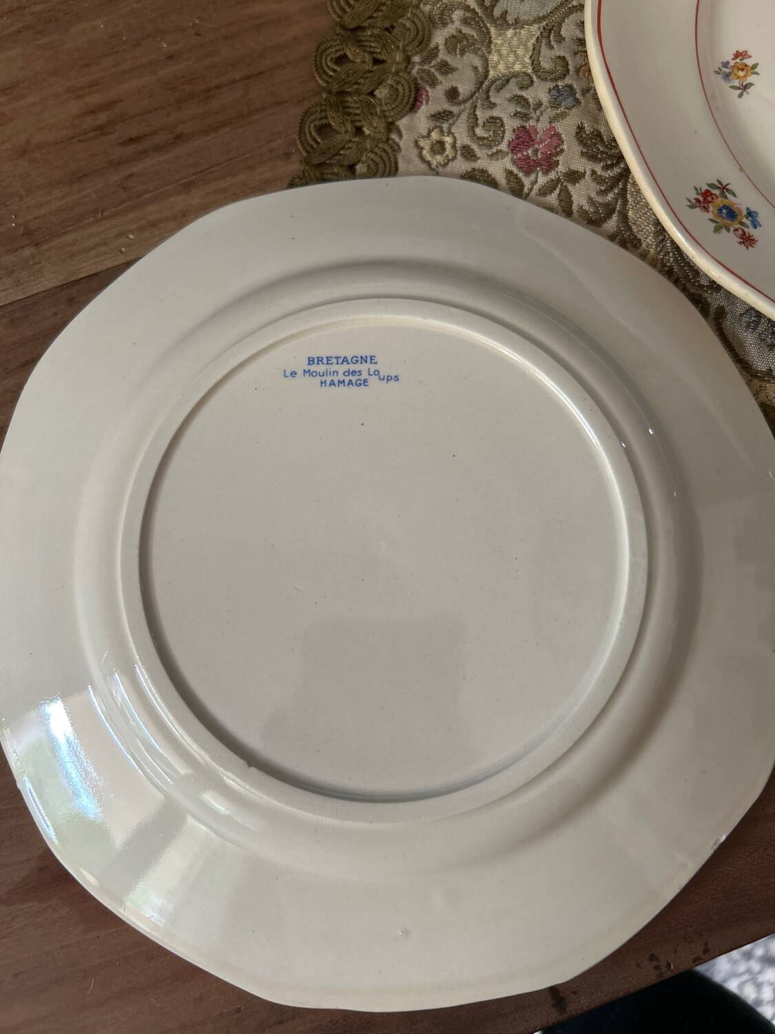 Set of 12 Vintage Dessert Plates