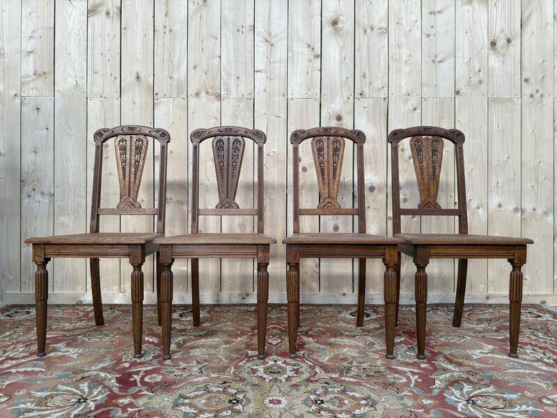 Suite de 4 chaises époque Art Déco en cannage