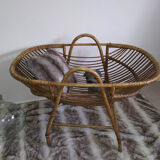 Berceau en rotin vintage