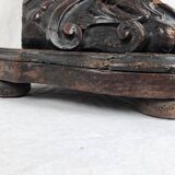 Richly carved walnut harness, 18th century