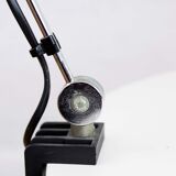 Articulated desk lamp