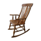 Rocking-chair en bois du milieu du siècle
