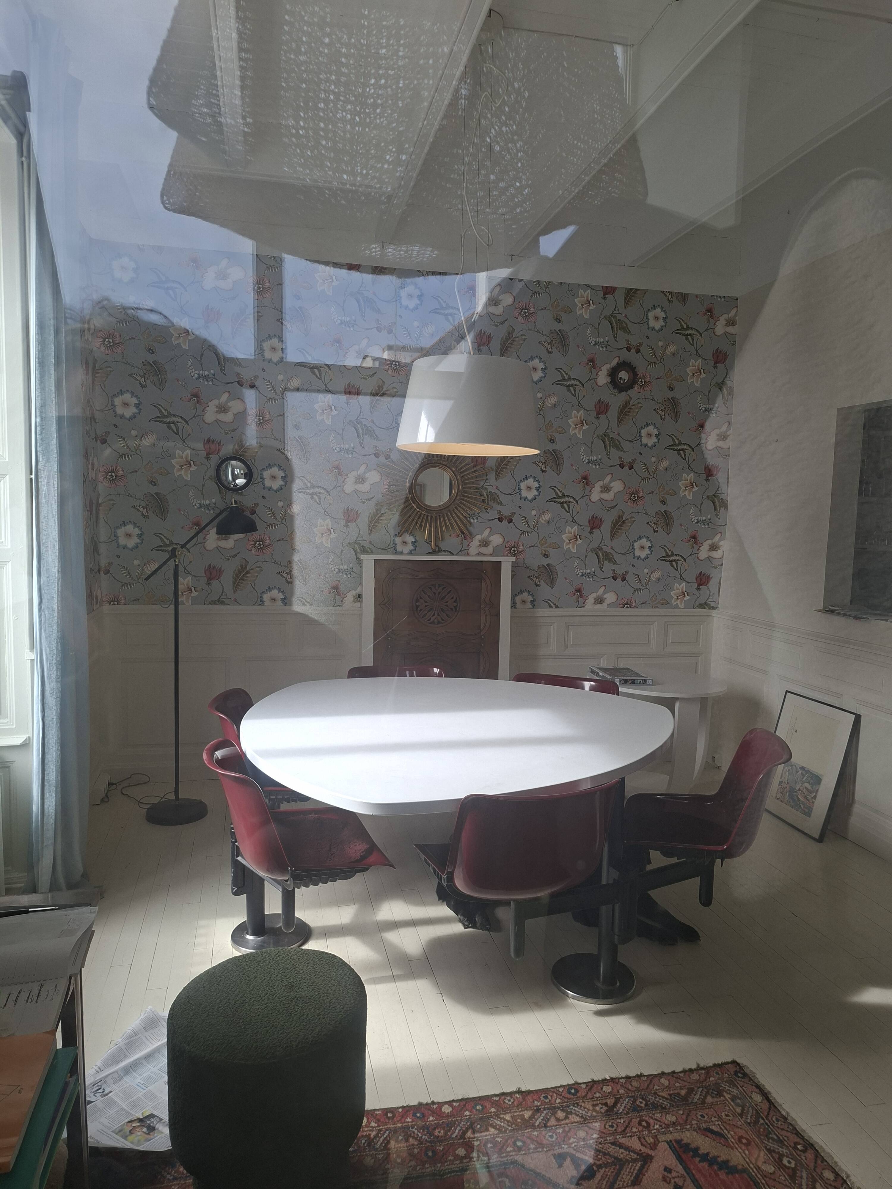 Table Osvaldo Borsani
