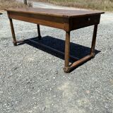 Farm table