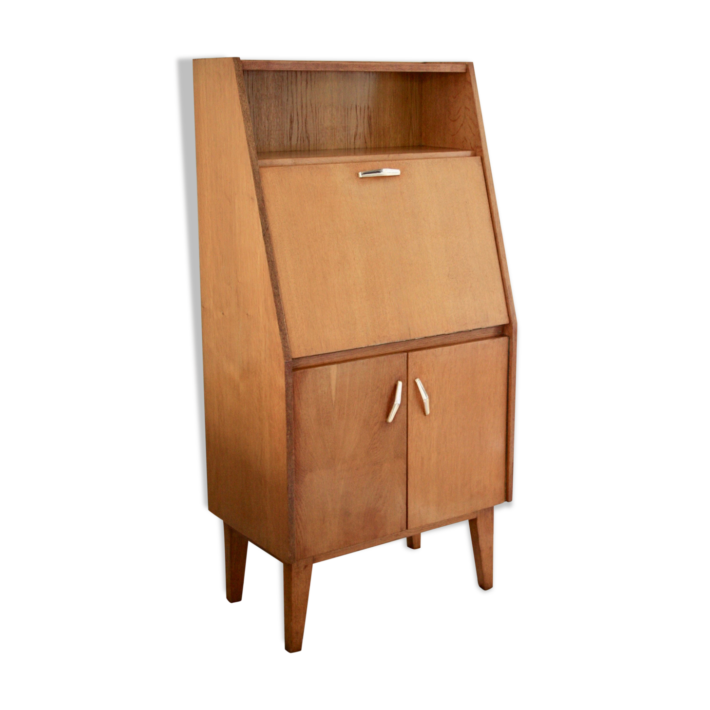 Secretary compass feet