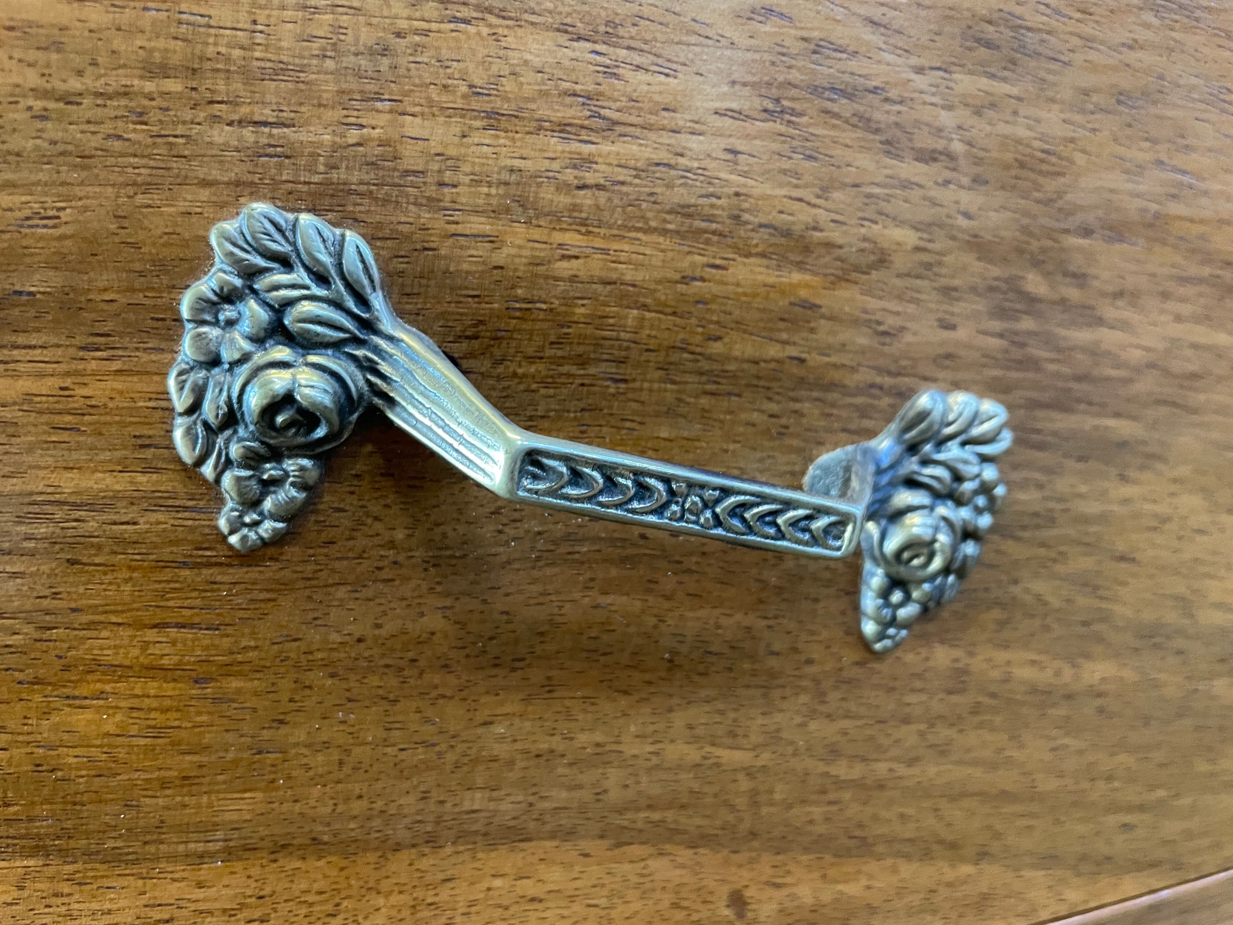 Art Deco walnut chest of drawers