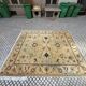 Tapis d’Orient noué main en laine, 287 × 237 cm