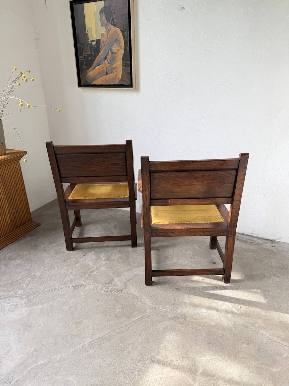 Paire de fauteuils style espagnol bois sculpté 1900