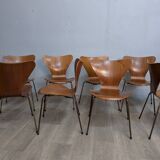 8 Arne Jacobsen Series 7 chairs