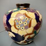 Aca vase by Lena Tonoda