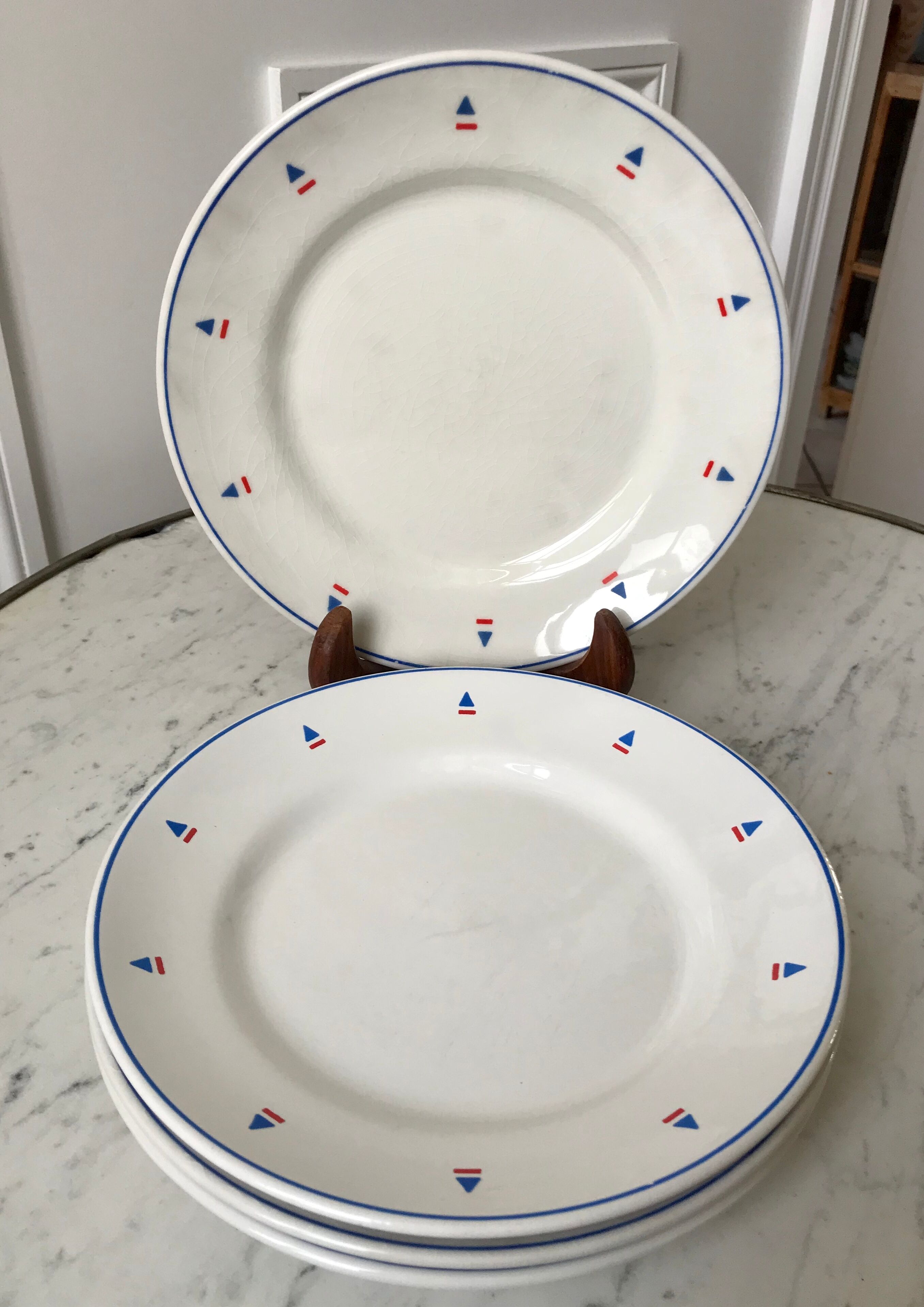 Lot de 4 assiettes à desssert motifs géométiques