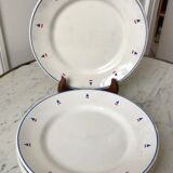 Set of 4 plates with desissert geometic patterns