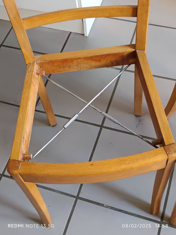 3 chaies de bistrot paillée Monobloc années 60/70