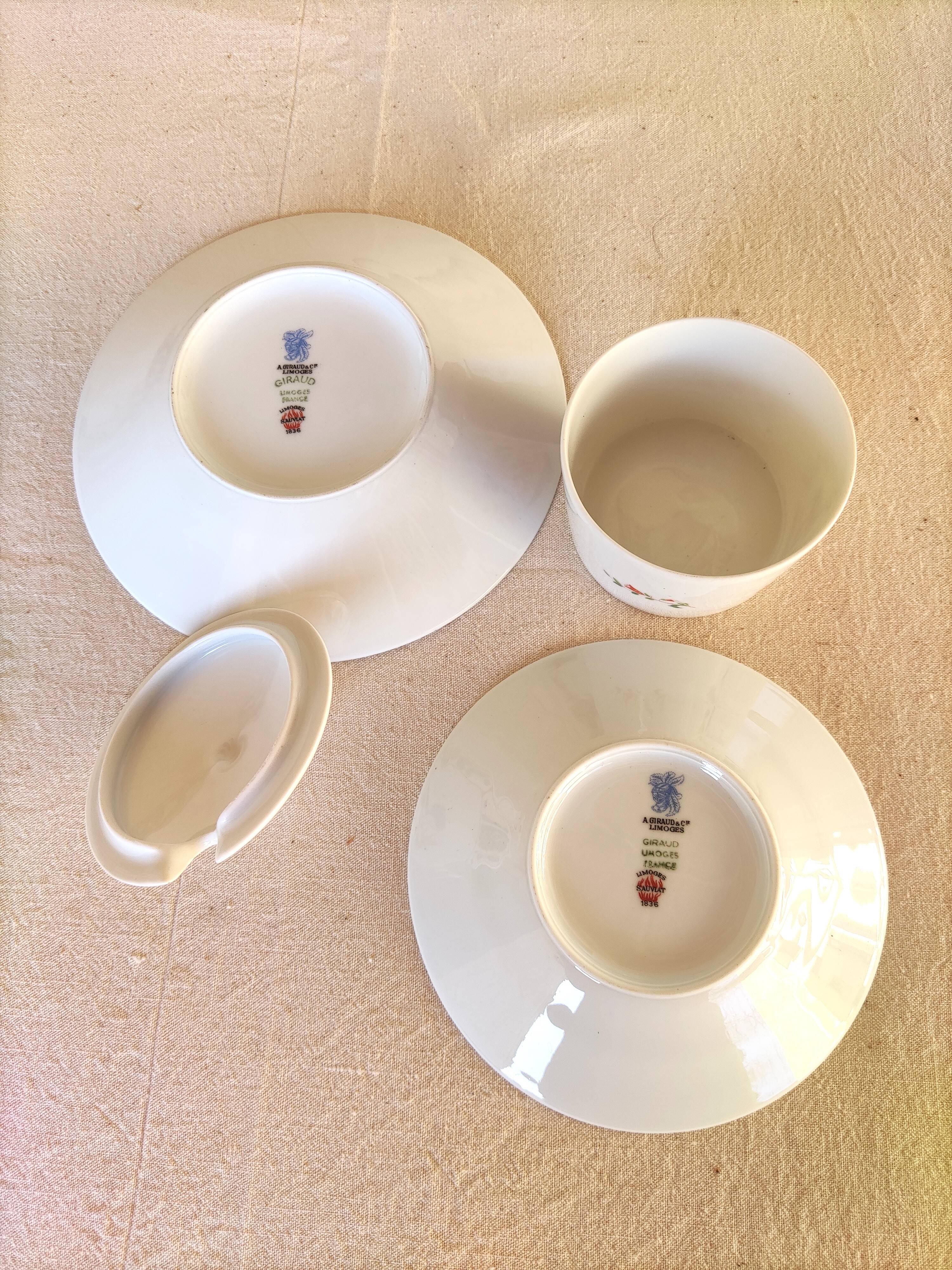 Art Deco Saucière - in Limoges-Giraud porcelain. 1930