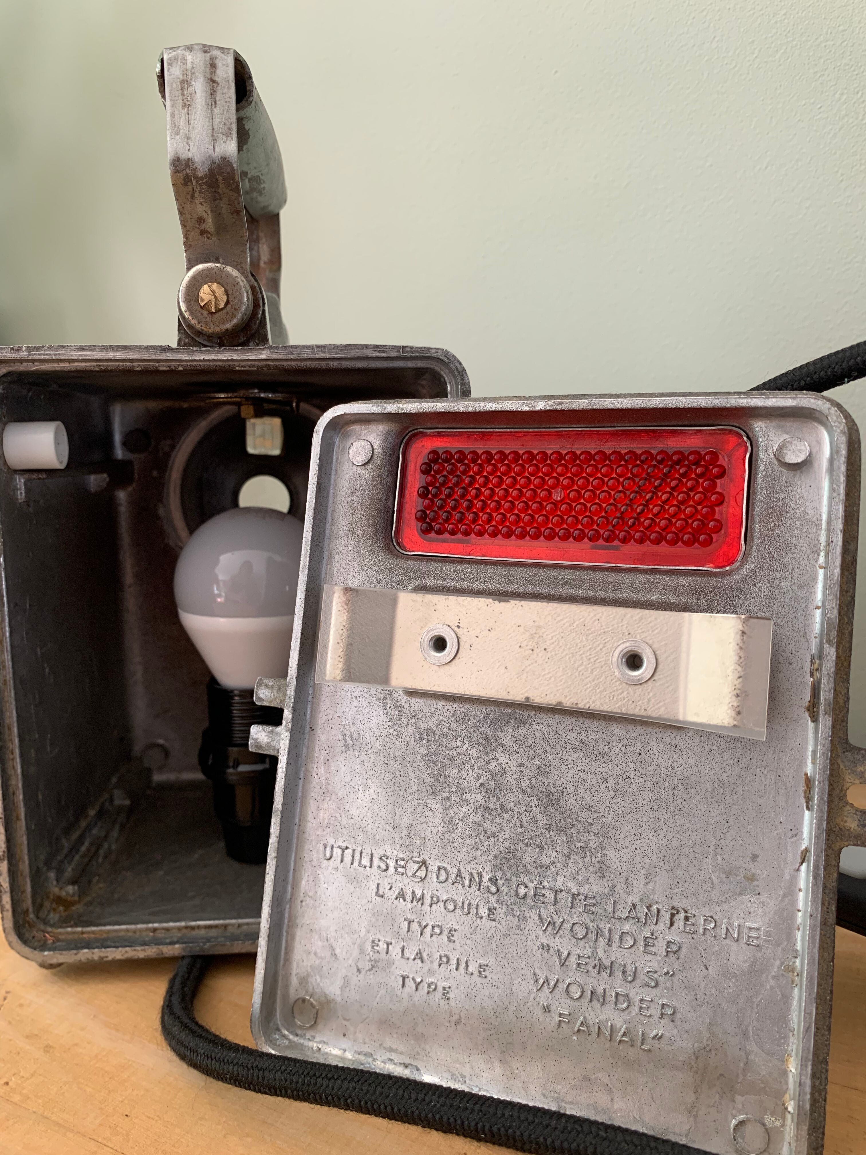 Electrified wonder lamp