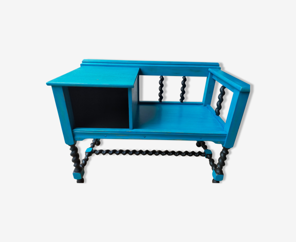 Furniture bench telephone