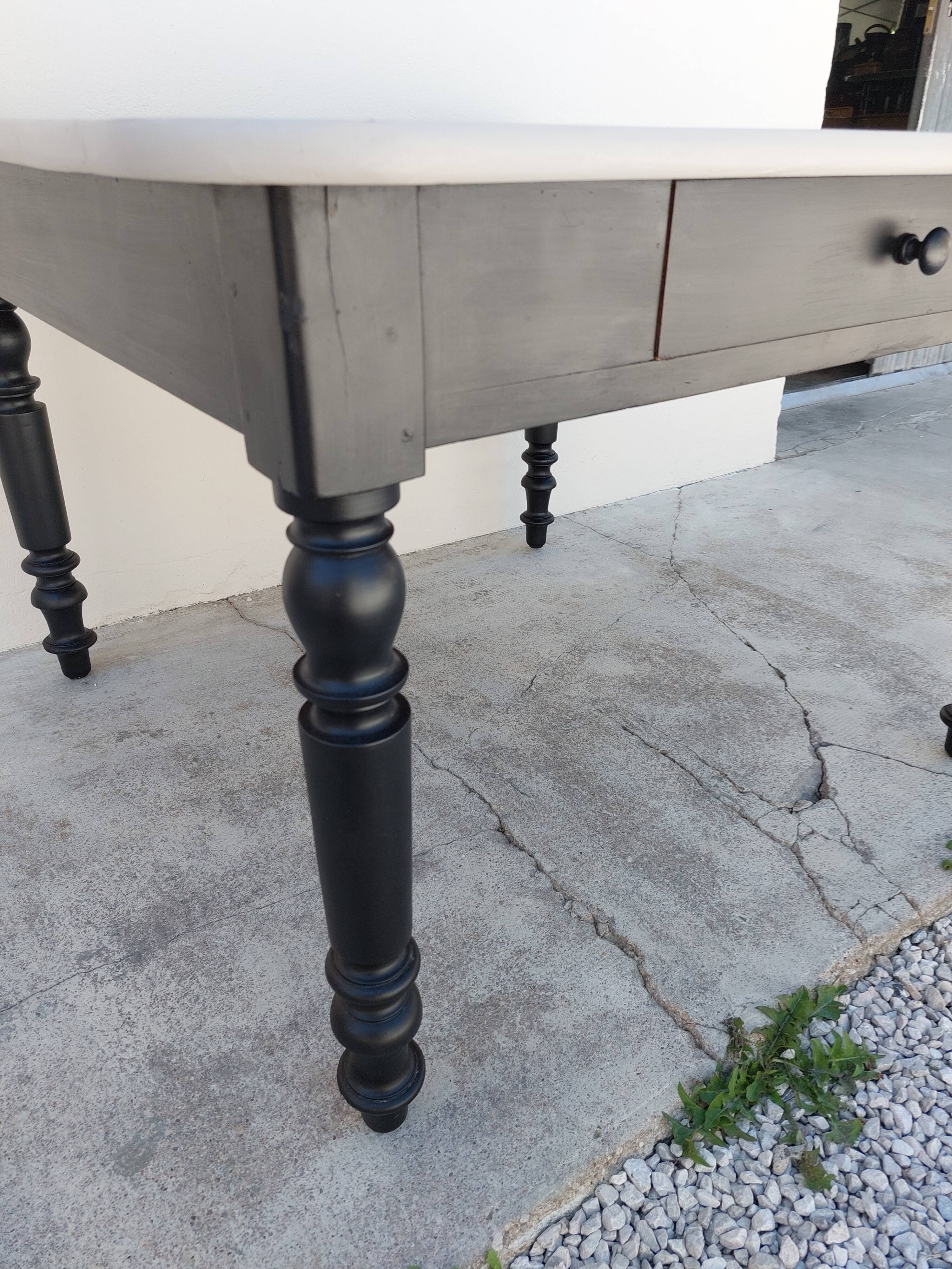 Old farmhouse table 1900 patinated