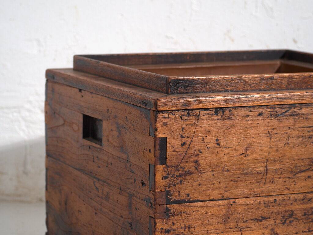 Small antique Japanese chest with drawers – Meiji / Showa period (c.1890-1945) #93