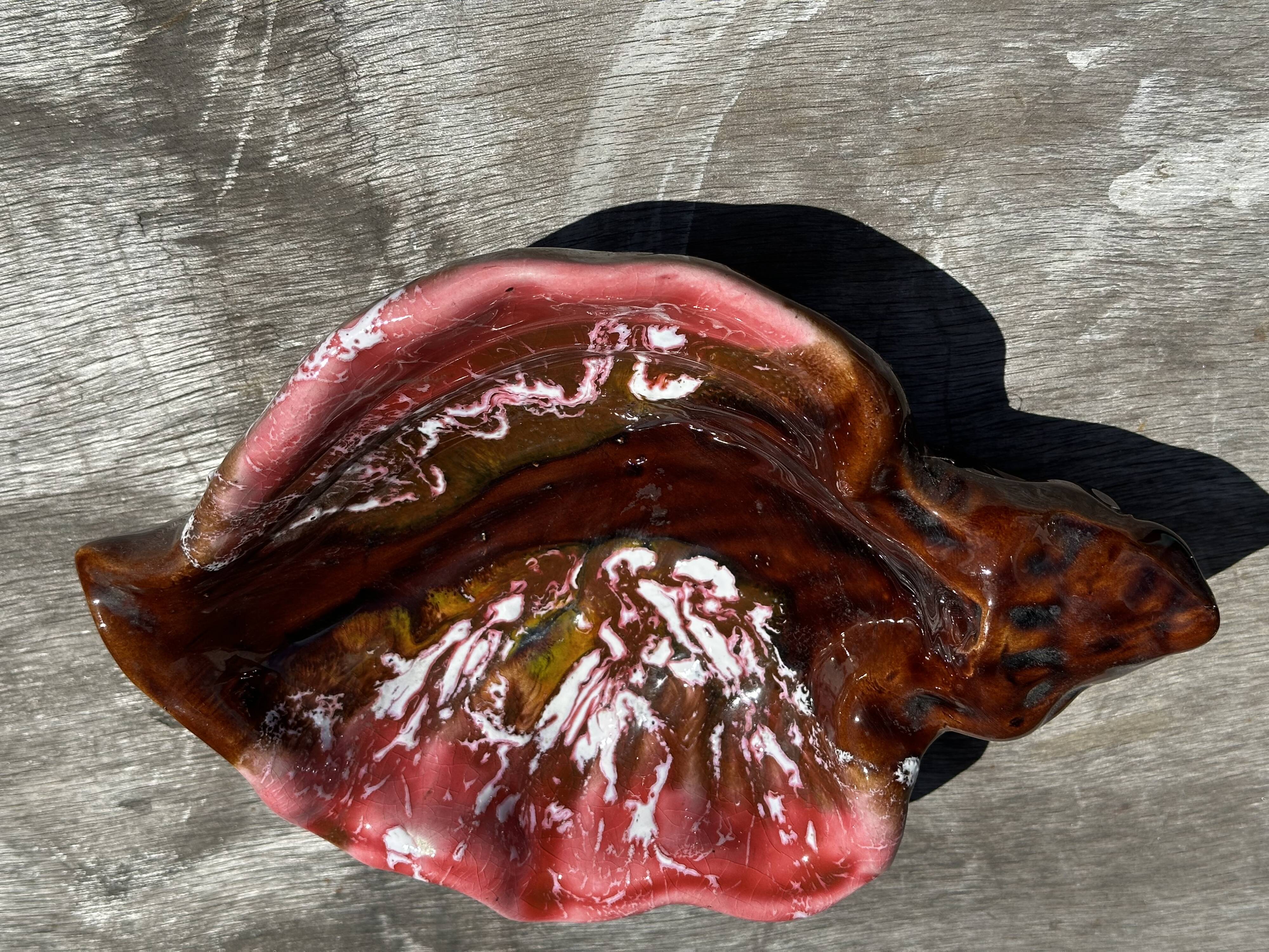 Pair of 60s-70s Vallauris Ceramic Empty Pockets in Shell Shape