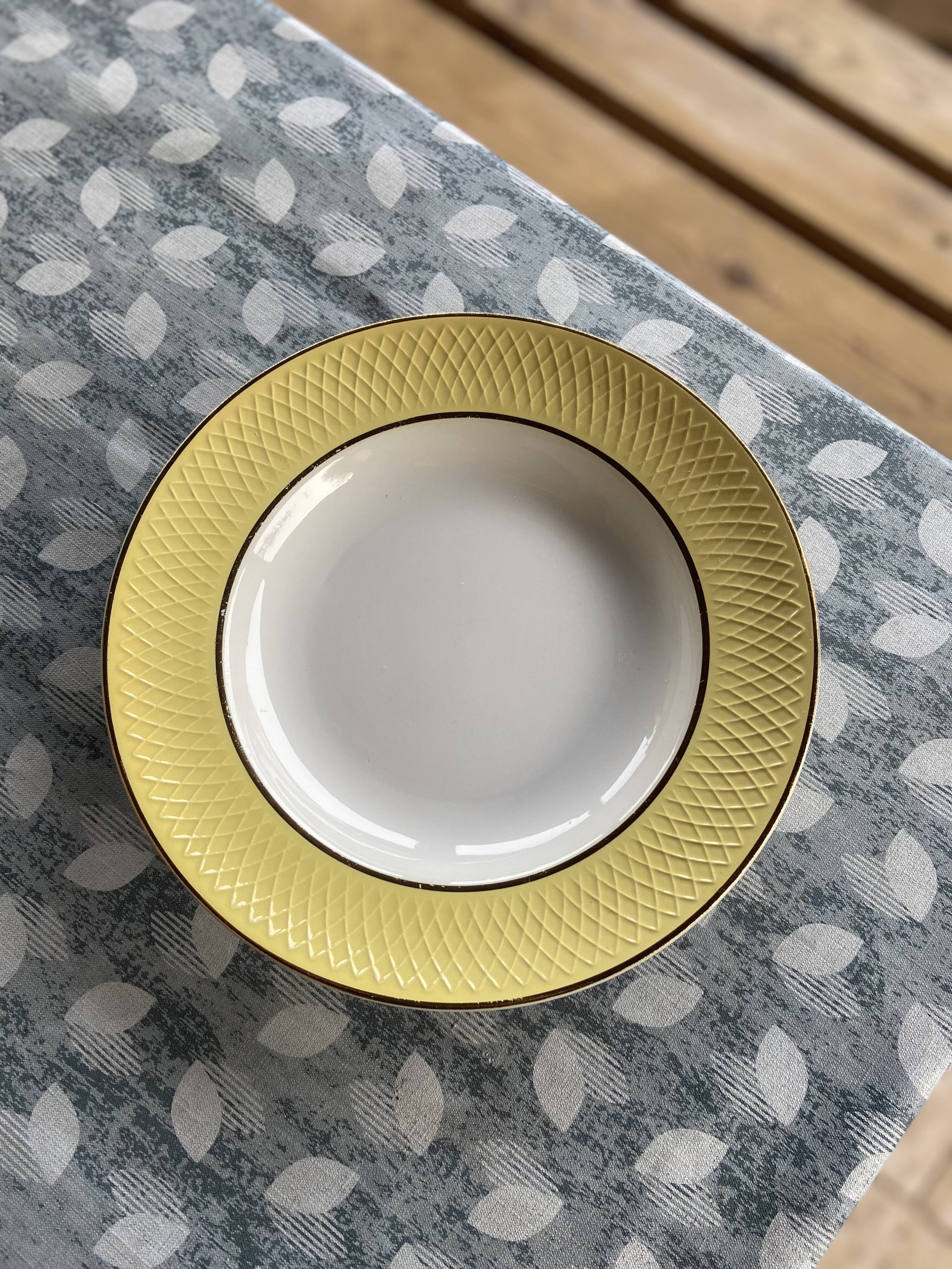 Hollow serving dishes Moulin des loups Orchies