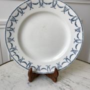 round dish in blue Iron Earth U&C Digoin Sarreguemines model Les Ternes late 19th century