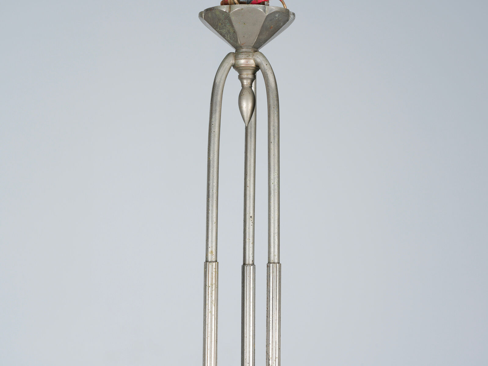 Art Deco chandelier circa 1930 in metal and glass