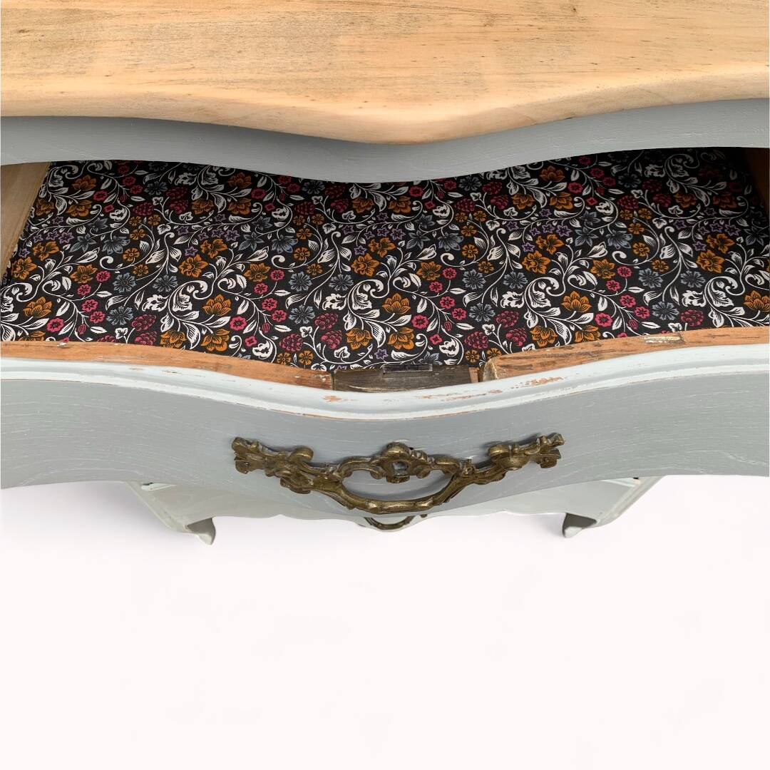 Louis XV style chest of drawers 1900