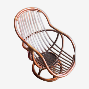 Swiping rattan chair