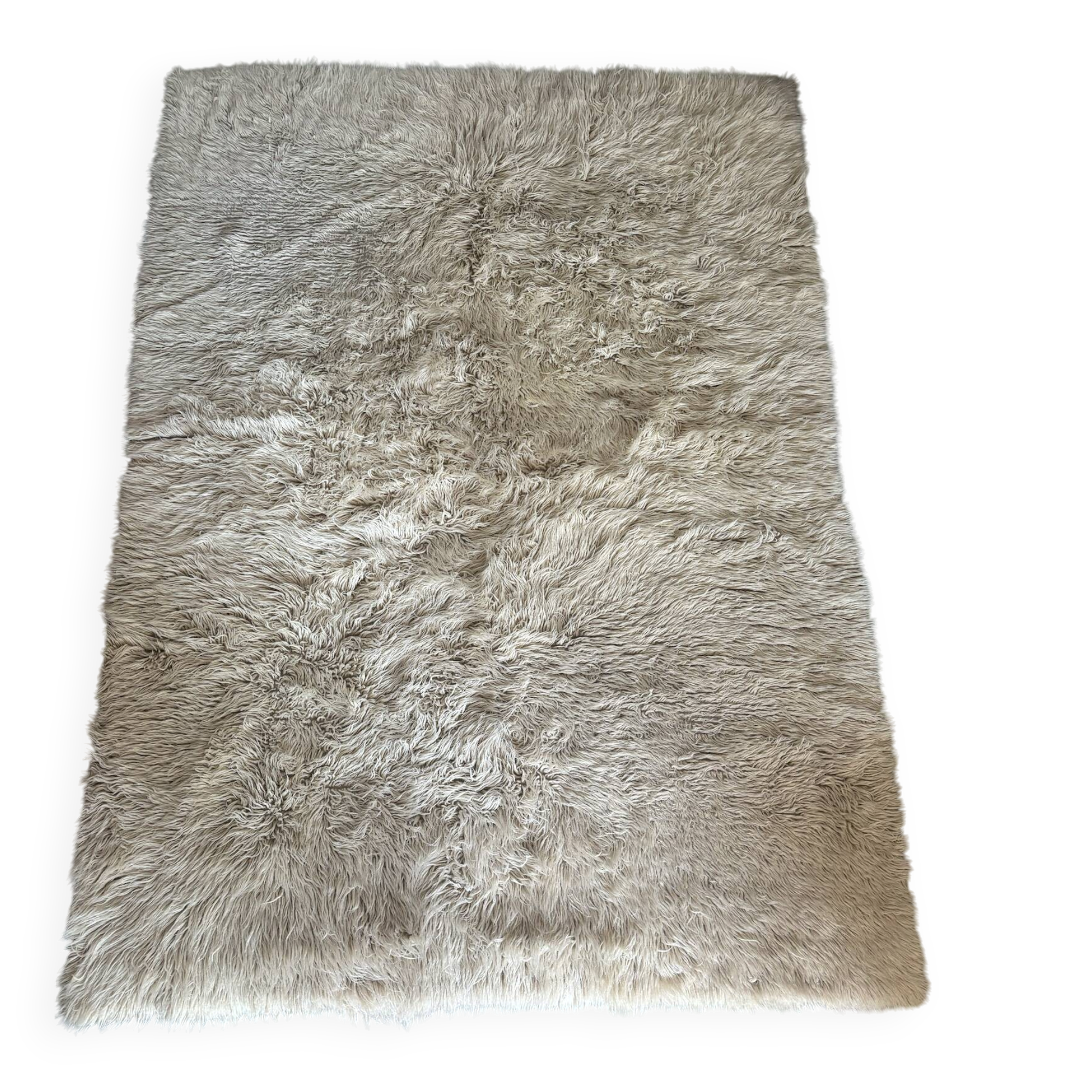 Large vintage carpet 100% pure wool Flokati with long pile from the 60s-70s.