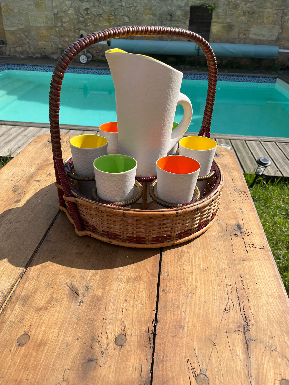 Jug and glasses for orangeade service