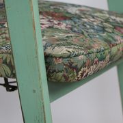 Lot de 2 tabourets verts à fleurs vintage