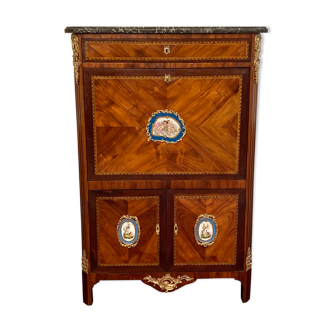 Writing desk of Louis XVI period in marquetry circa 1780