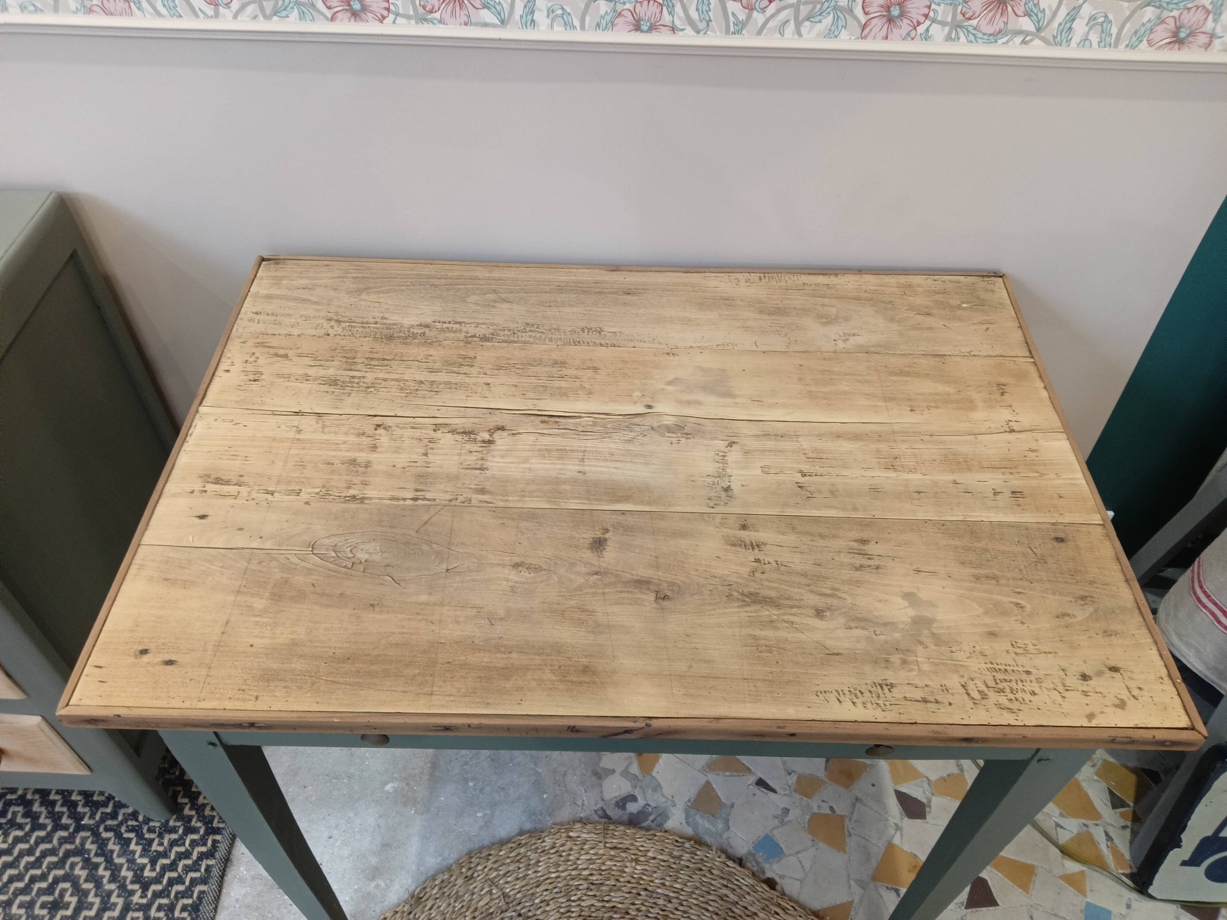 Farmhouse table