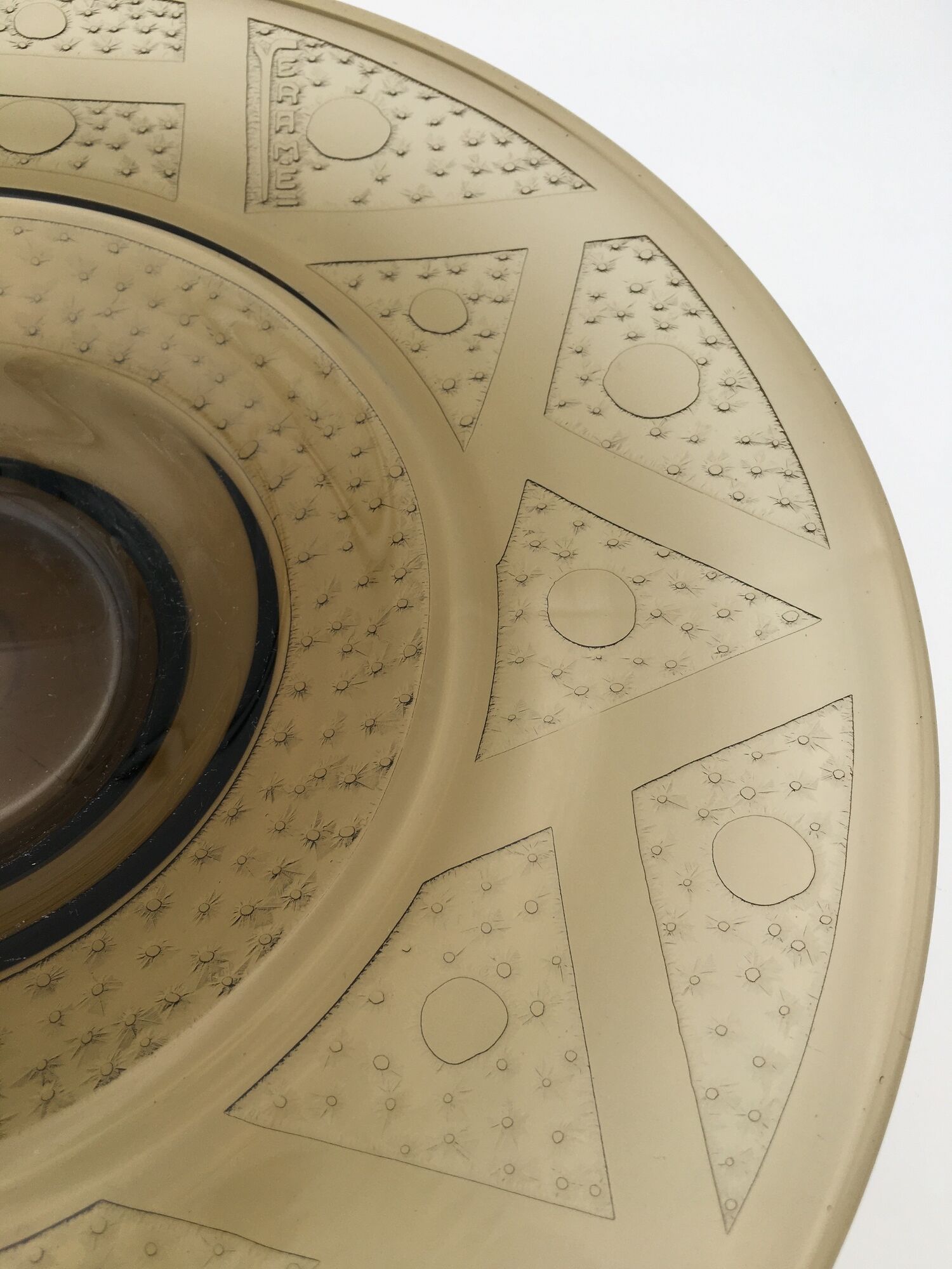 Smoked glass Art Deco cup signed Verame, with acid-engraved geometric decoration 1930