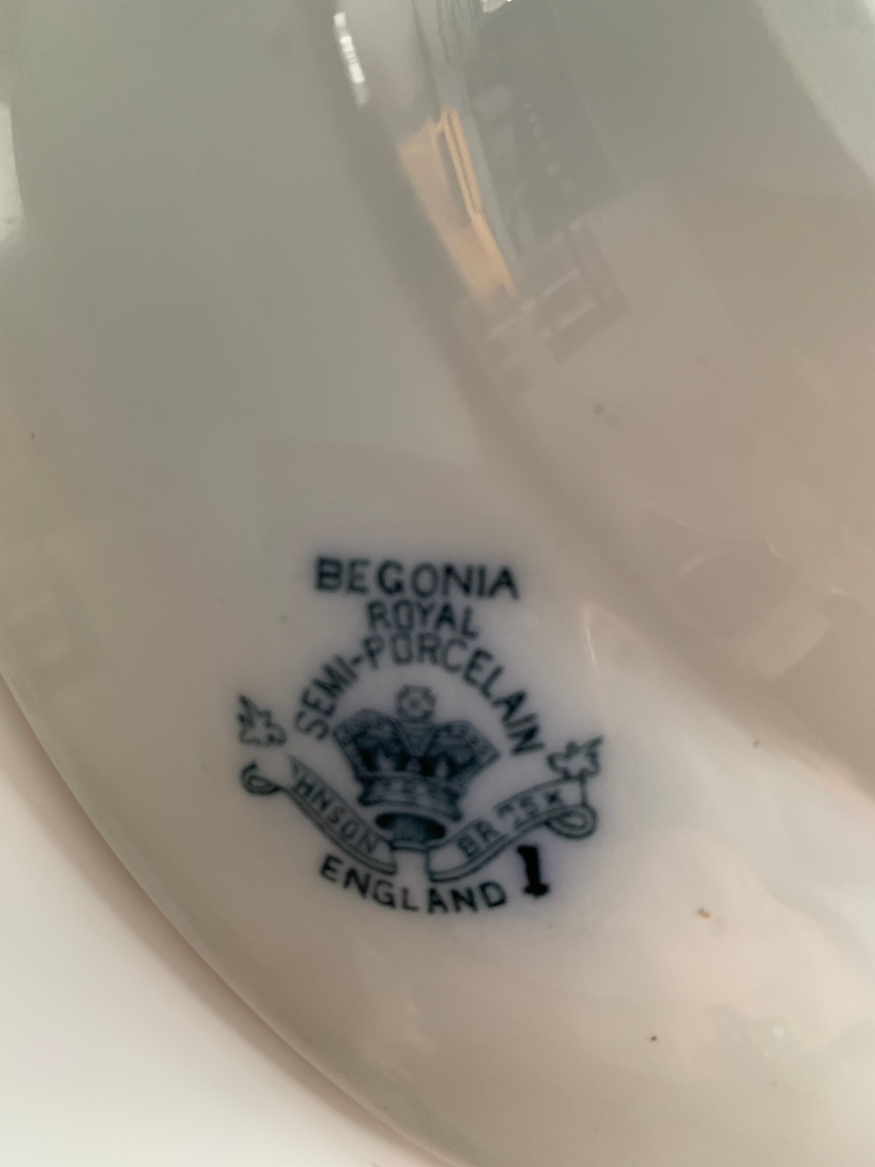 Set 3 hollow plates in English porcelain Johnson Bros