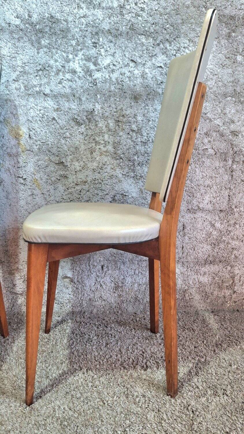 Set of 6 vintage chairs from the 1950s in wood and ivory white faux leather.