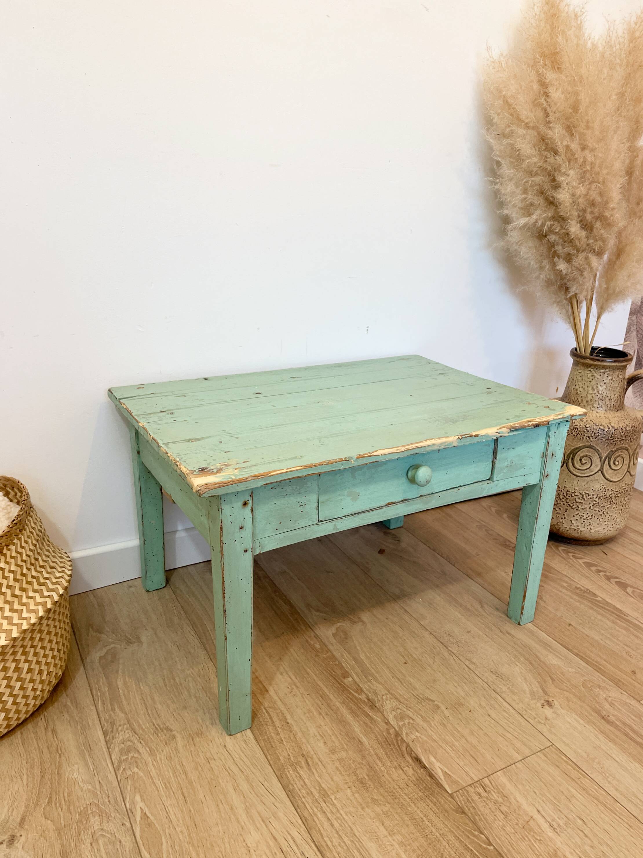 Mini table de ferme - Bureau enfant / Table d'appoint