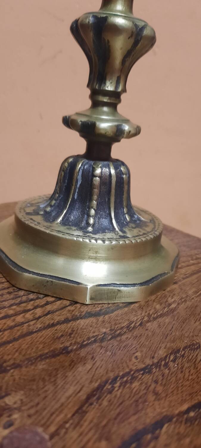 Bronze candle holder