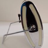 Vintage mechanical desk clock