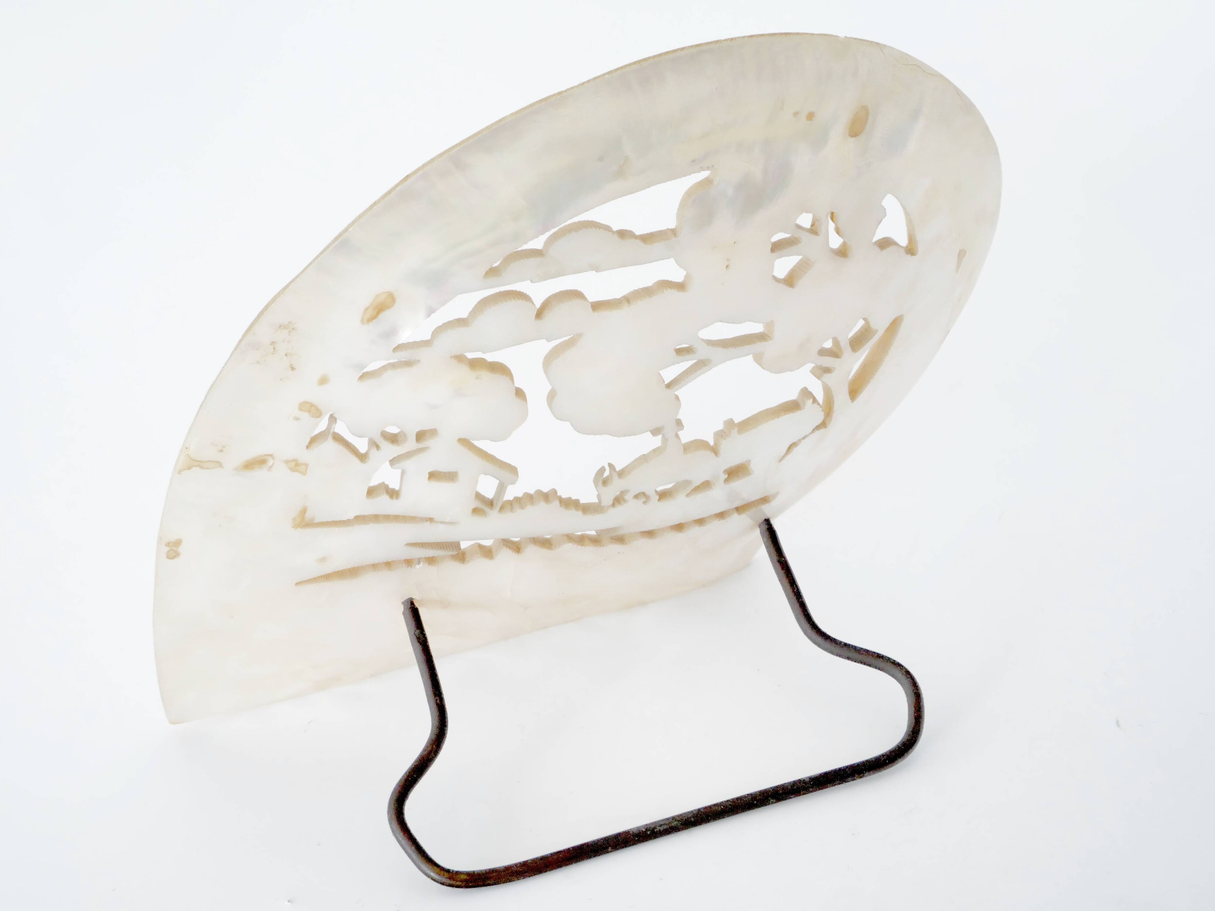 Mother-of-pearl shell openwork asian deco photophore