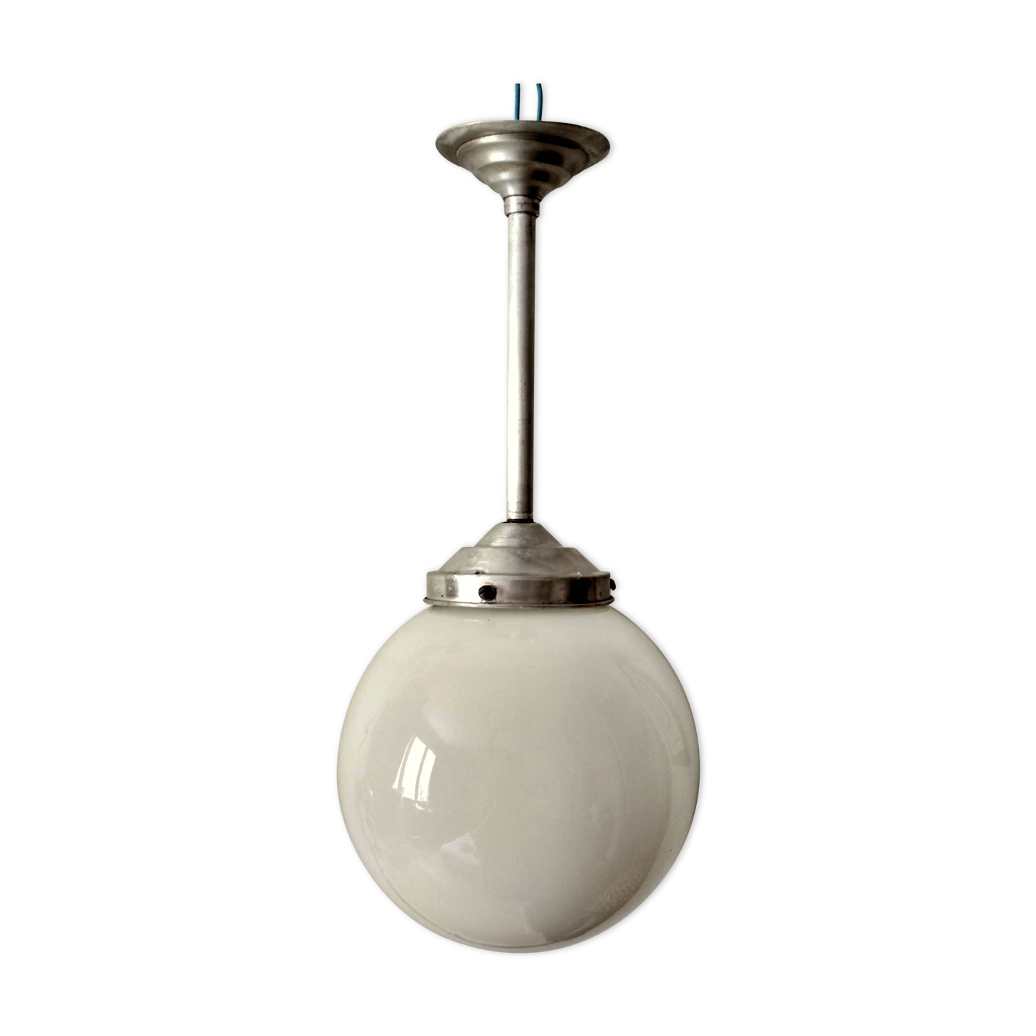 White opaline globe suspension on stem and aluminum metal structure