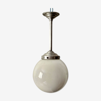White opaline globe suspension on stem and aluminum metal structure
