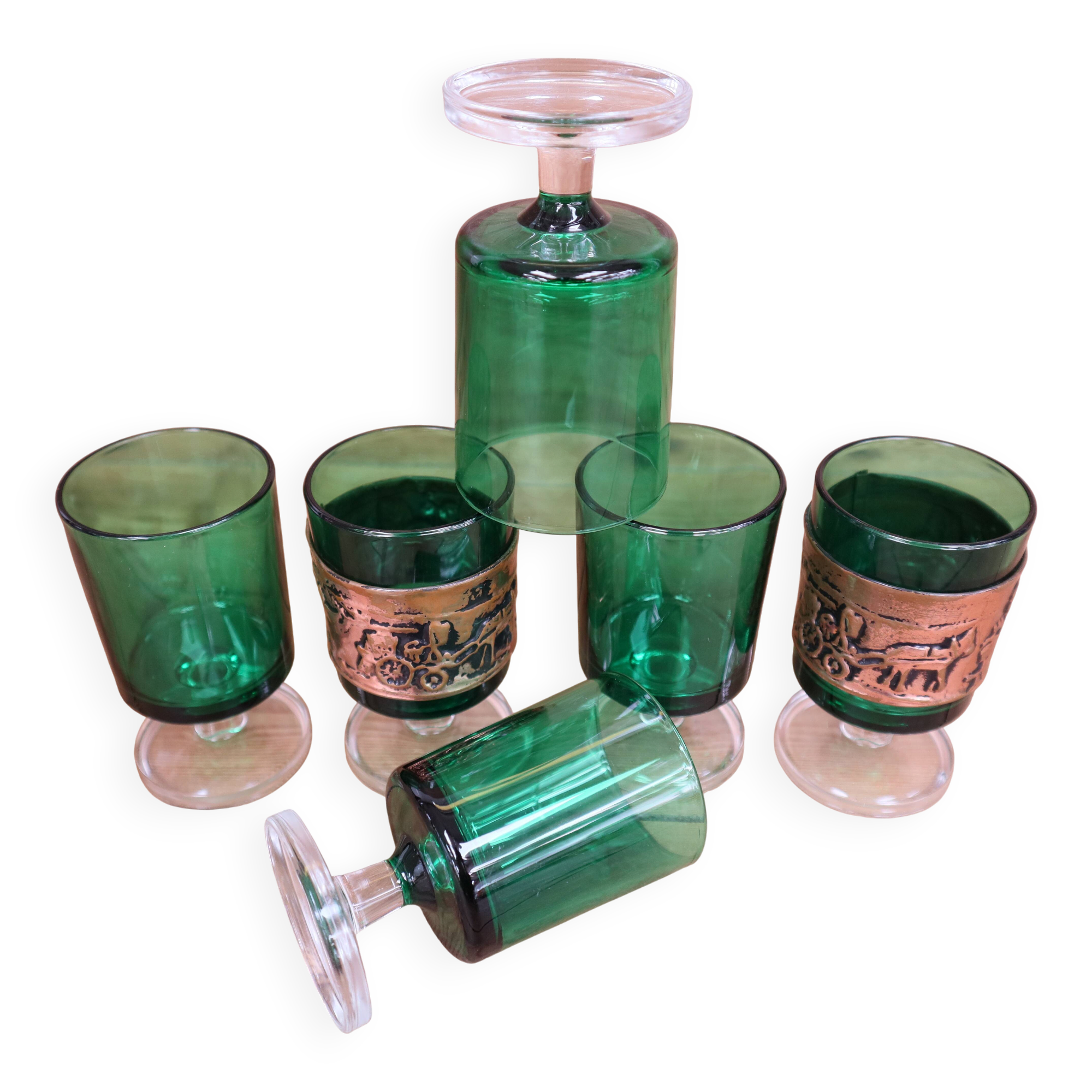 6 vintage white wine glasses Luminarc France